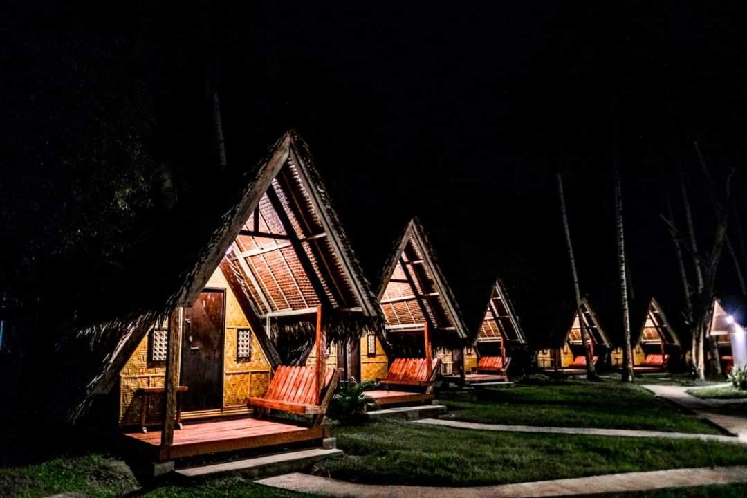 Loboc Nipa Huts Cottages Rental מראה חיצוני תמונה